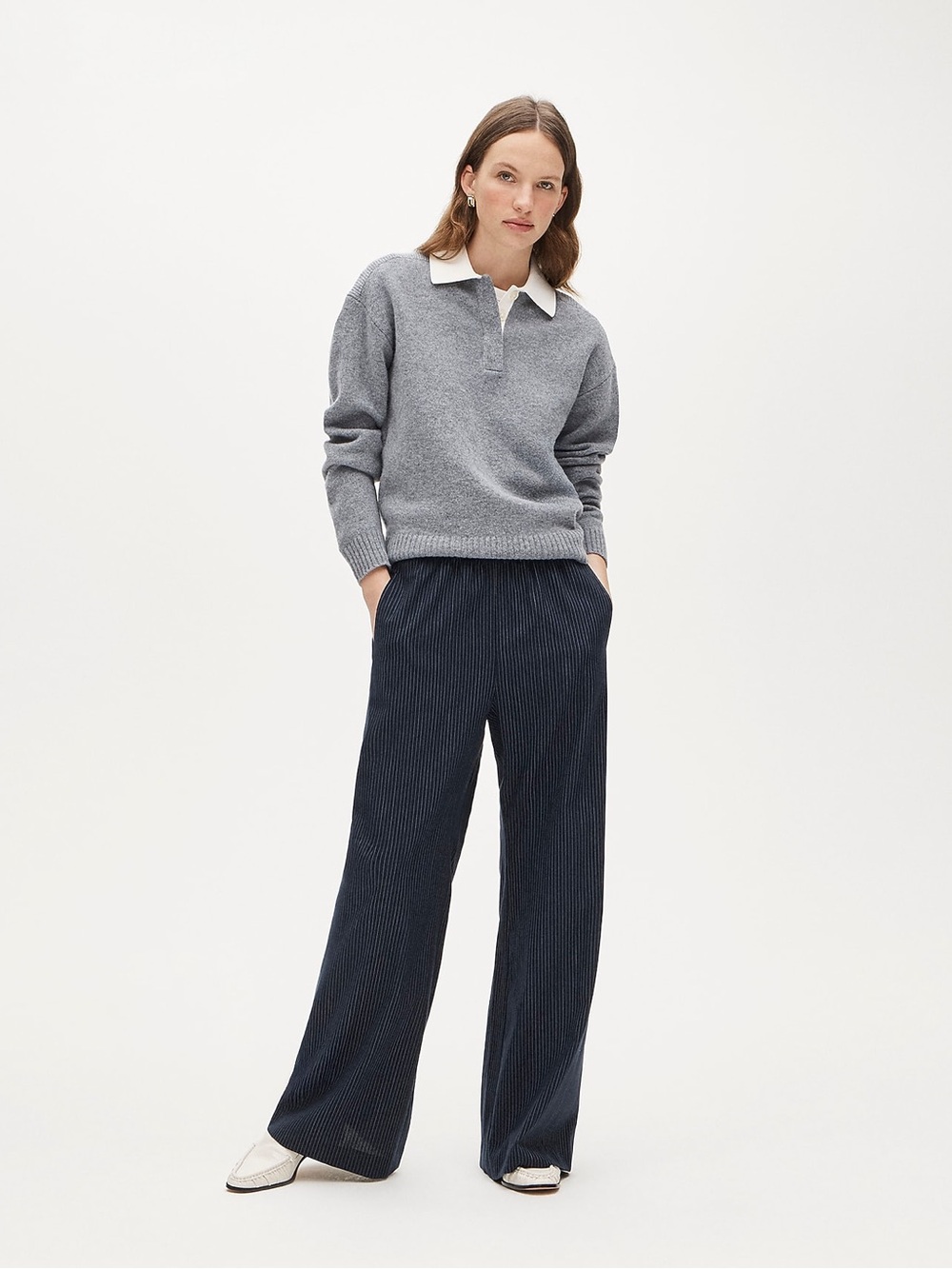 J. Crew Cosmo pant in pinstriped Italian studio wool Navy Size Large *flawed*